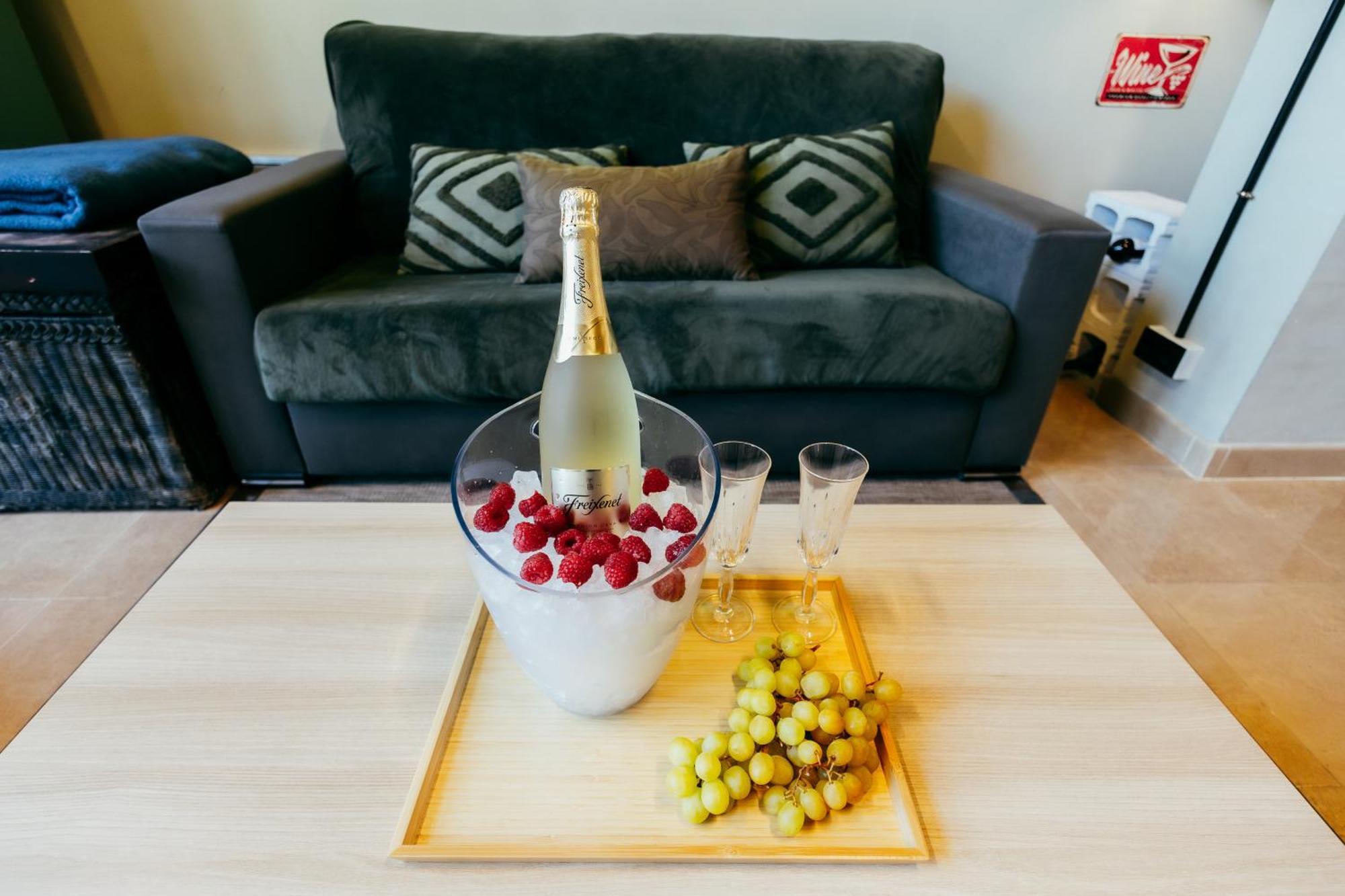 Apartment Ruzafa Roots, 12 Min To Centre, Smart Tv, Wine Walencja Zewnętrze zdjęcie