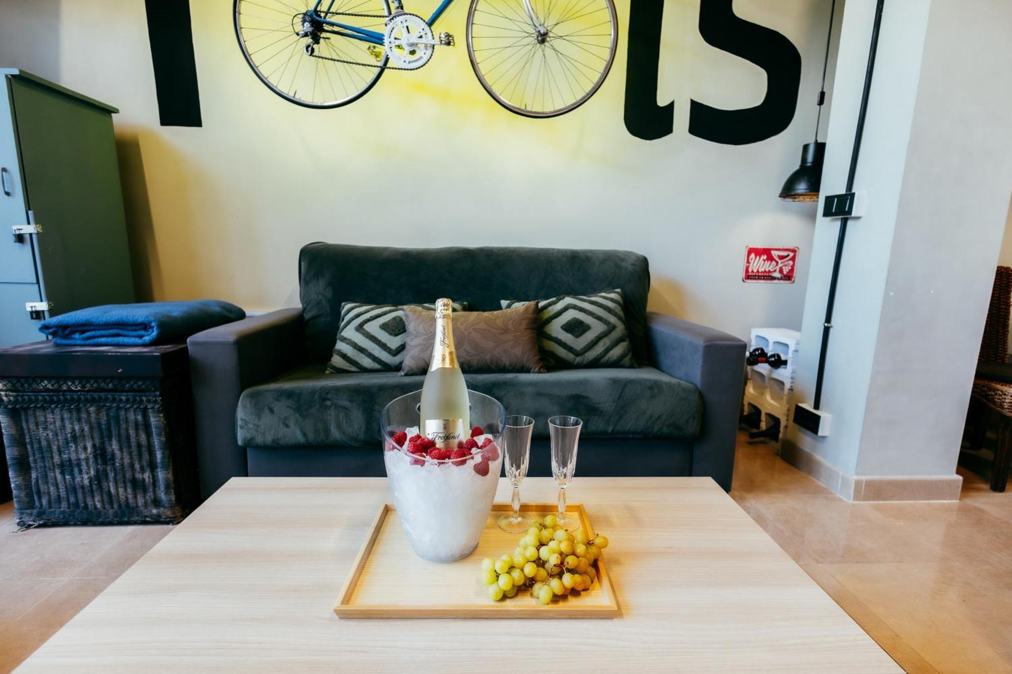 Apartment Ruzafa Roots, 12 Min To Centre, Smart Tv, Wine Walencja Zewnętrze zdjęcie